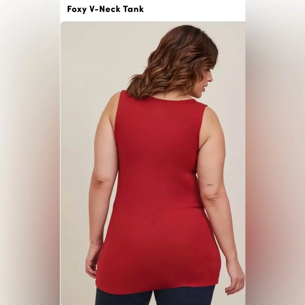 🩶Torrid Gray Foxy V-Neck Tank Top - Picture 8 of 14